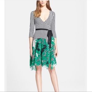 Diane Von Furstenberg ‘RIVIERA’ Gingham Print Silk Wrap Dress Size 12